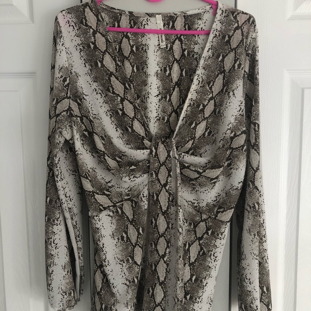 Snake blouse